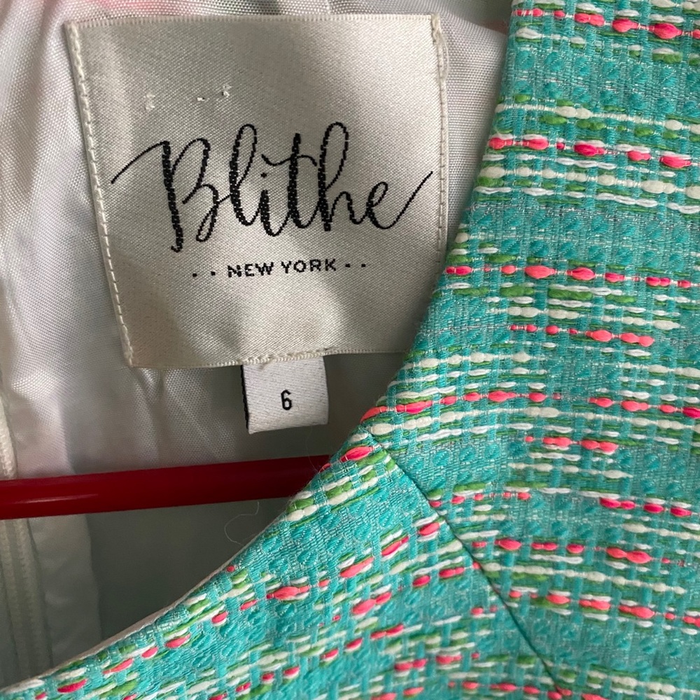 Blithe New York spring shift dress
